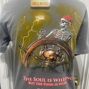 New Sea Dog skeleton pirate shirt